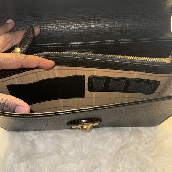 Burberrys London Burberrys Bag Vintage EUC, key not included - Picture 8 of 12